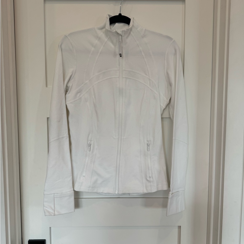 Lululemon Define Jacket Luon in white size 8